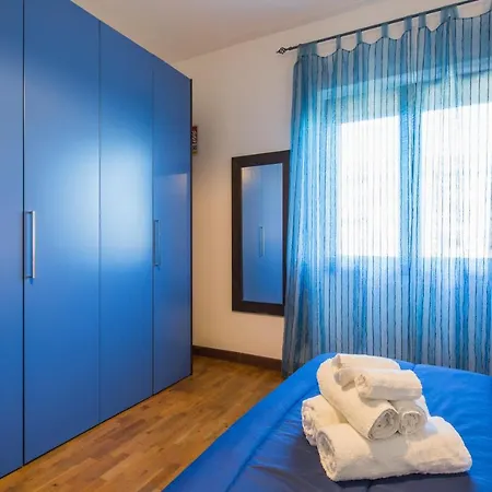 Casa Azzurra شقة سورينتو